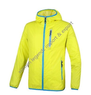 Áo khoác nhẹ chống gió OEM Áo khoác gió cổ điển có thể đóng gói